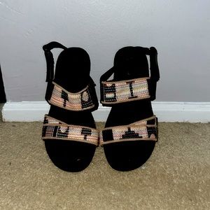 TOMS Tierra Sandals size 6